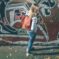 "MIA" újrahasznosított hátizsák, téglavörös, Johnny Urban